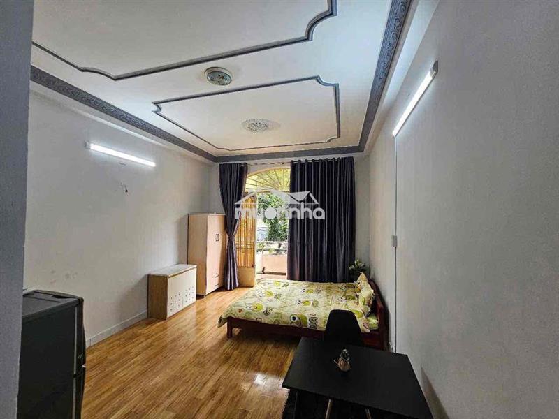 Căn hộ ban công lớn giá rẻ
