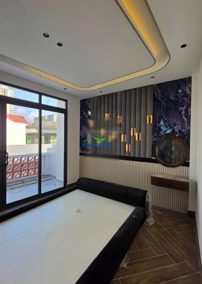 Huỳnh tấn phát ,q7-ngay chân cầu phú mỹ-ngang hiếm 6m-gần các khu vực trung tâm -giá chào 7.3 tỷ - 2
