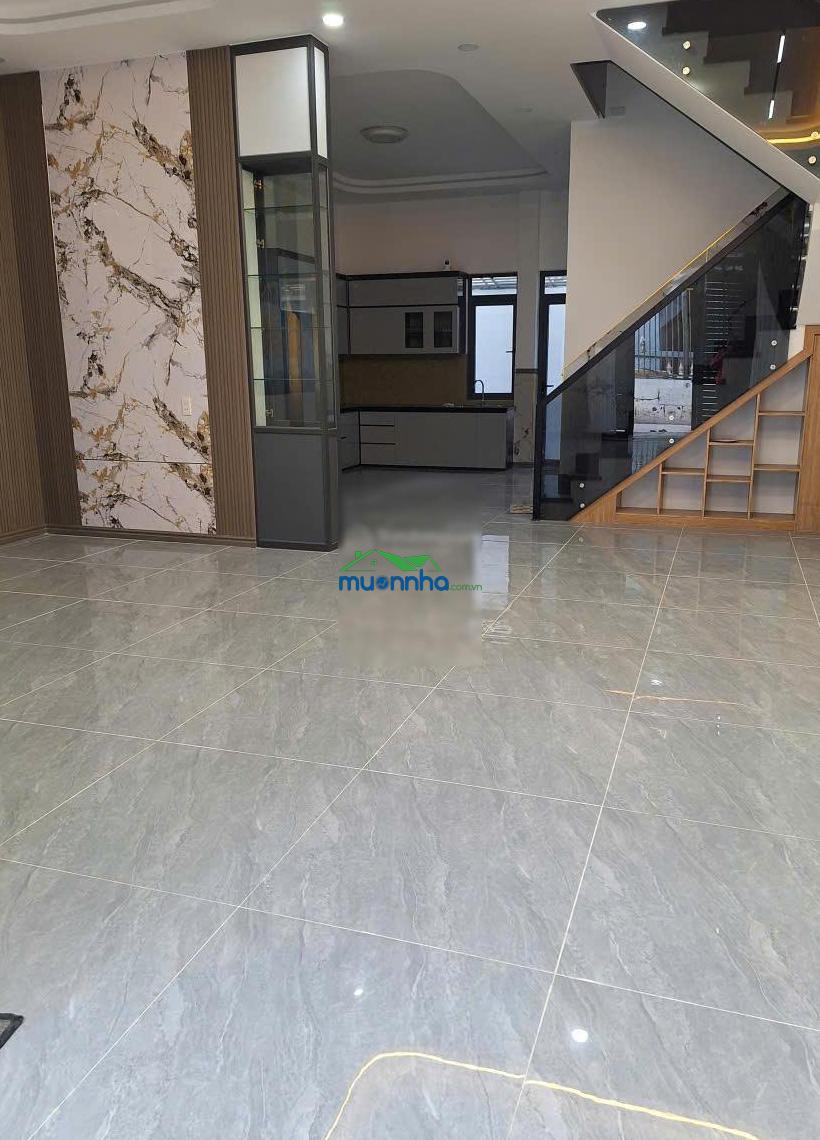 Chính chủ gửi bán gấp căn nhà 1/ đường đặng thị thanh, hóc môn dt 98m2 sổ hồng riêng