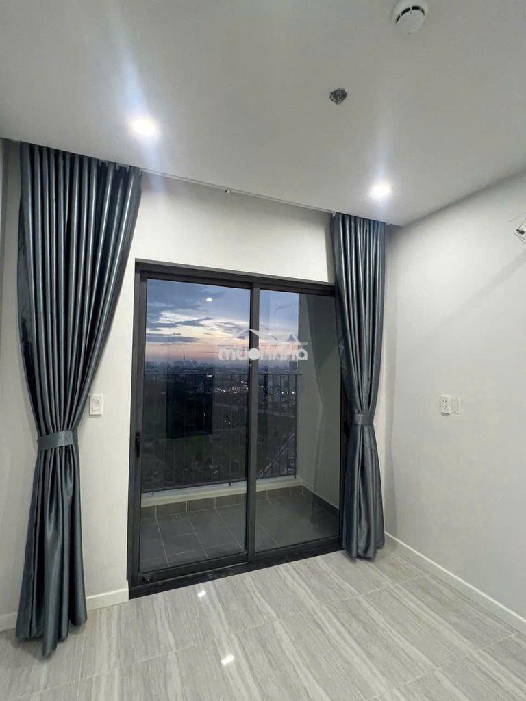 Chính chủ thanh lý căn hộ view hồ đá gần làng đại học quốc gia