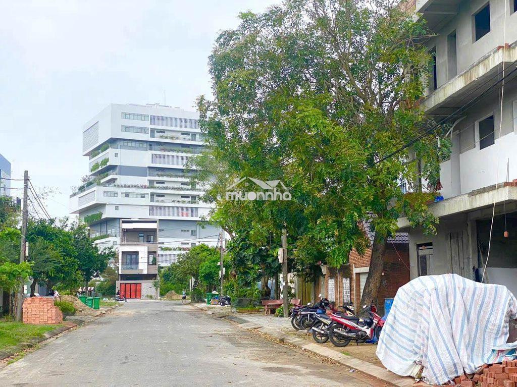 Bán lô đất 6x20,5=123m², cách đại học fpt 300m, thích hợp xây căn hộ - 3