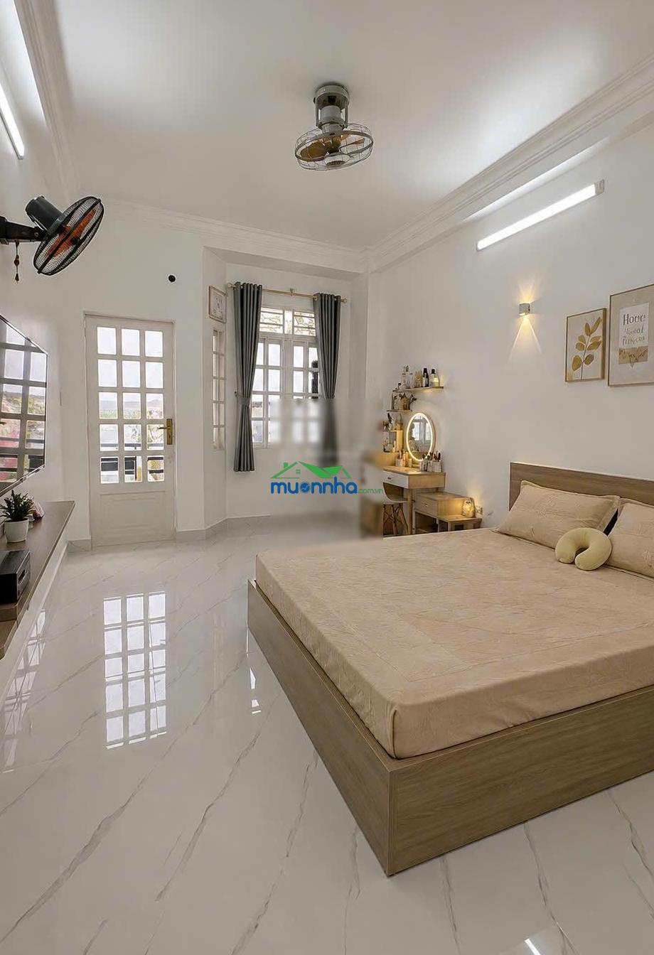 Giá 6.9 tỷ, tôn thất thuyết, quận 4, 5 tầng, 58m (ngang 3.6m nở hậu 3.9 x 15m), hẻm 3.5m thông th - 4