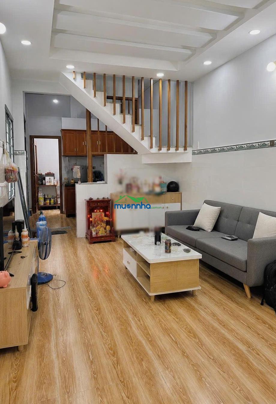 Giá 4,7 tỷ, khánh hội, quận 4, 2 tầng, 45m (3.3 x 13m nở hậu 4.2m), hẻm rộng cách mặt tiền 10m