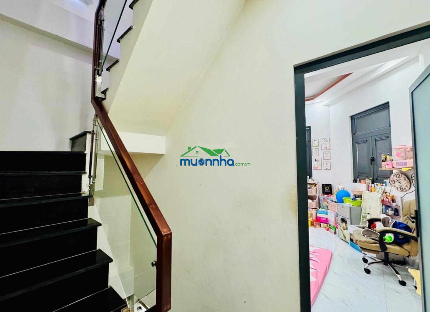 Bình đông q8 - đường nhựa 6m - bán nhà 4 tầng - 5pn - nhỉnh - 5,5 tỷ