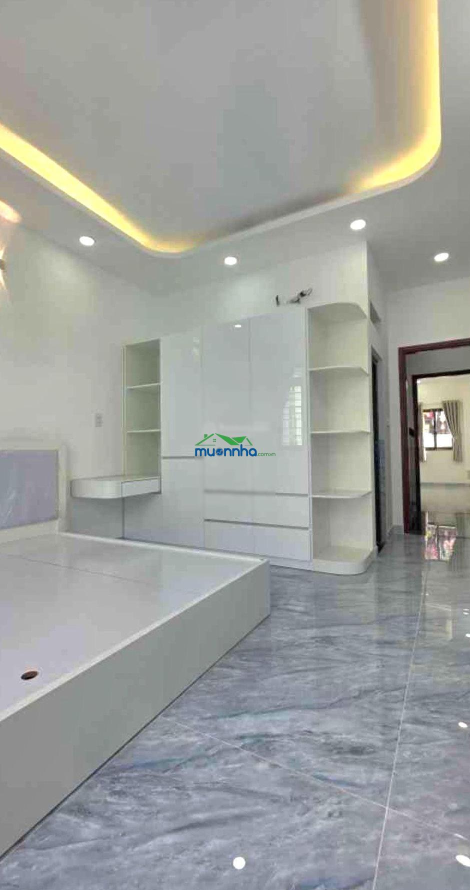 Bán nhà 5 tầng - 64m2 - 5pn - full nội thất - xe hơi đổ cửa - gần khu tên lửa - giáp tân phú - 4