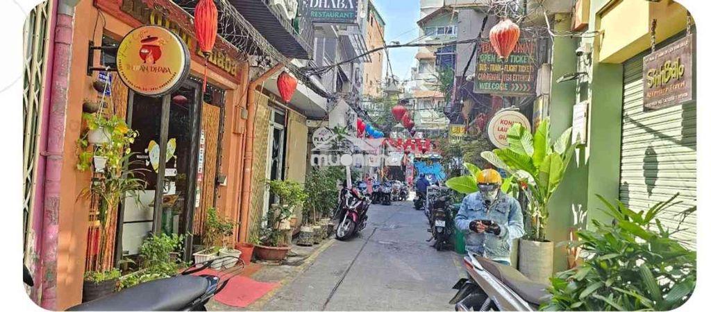 Phạm ngũ lão quận 1 bán nhà 3 tầng , hẻm xe hơi đang có dòng tiền 4×17 - 2