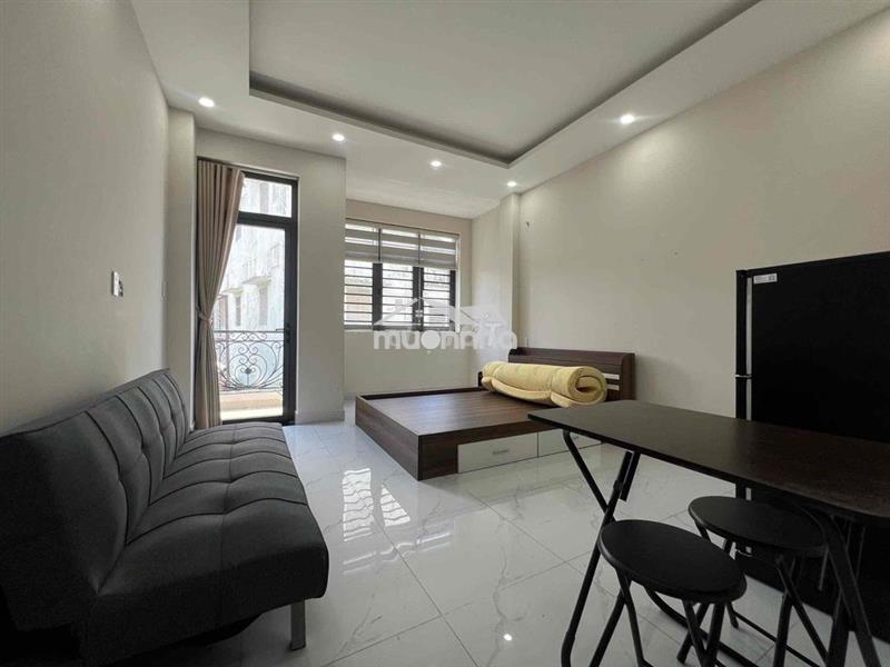 Căn hộ ban công 40m2 ngay xô viết nghệ tĩnh gần hutech, ngoại thương