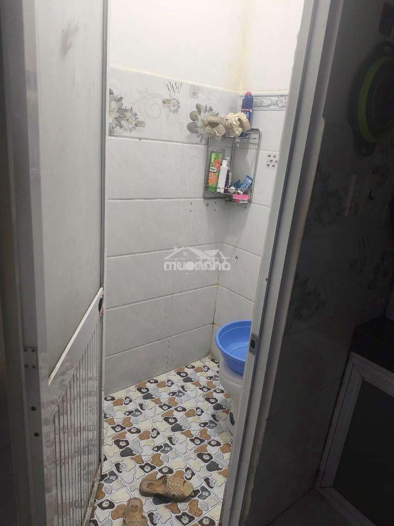 Cho thuê nhà nguyên căn có 2 máy lạnh đường mai văn vĩnh  - 2