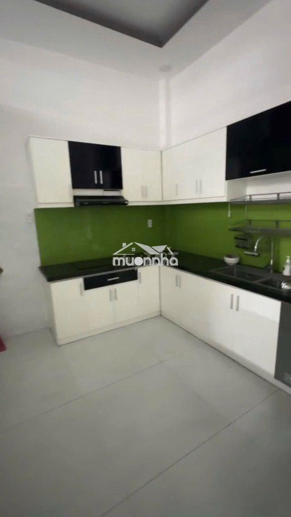 Cho thuê nhà đường gò dầu 4 x 15 m đúc 3,5 tấm đẹp : 5 pn , 4 wc - 3