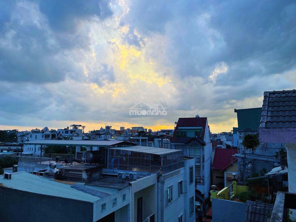 Phòng đầy đủ nội thất cửa sổ trời ngay dương quảng hàm - 3