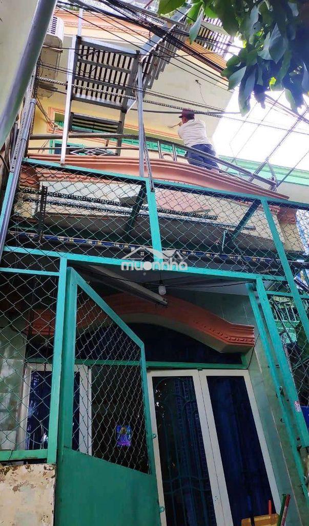 Nhà giá tốt sổ hồng riêng . p 15 q. 8 - 2