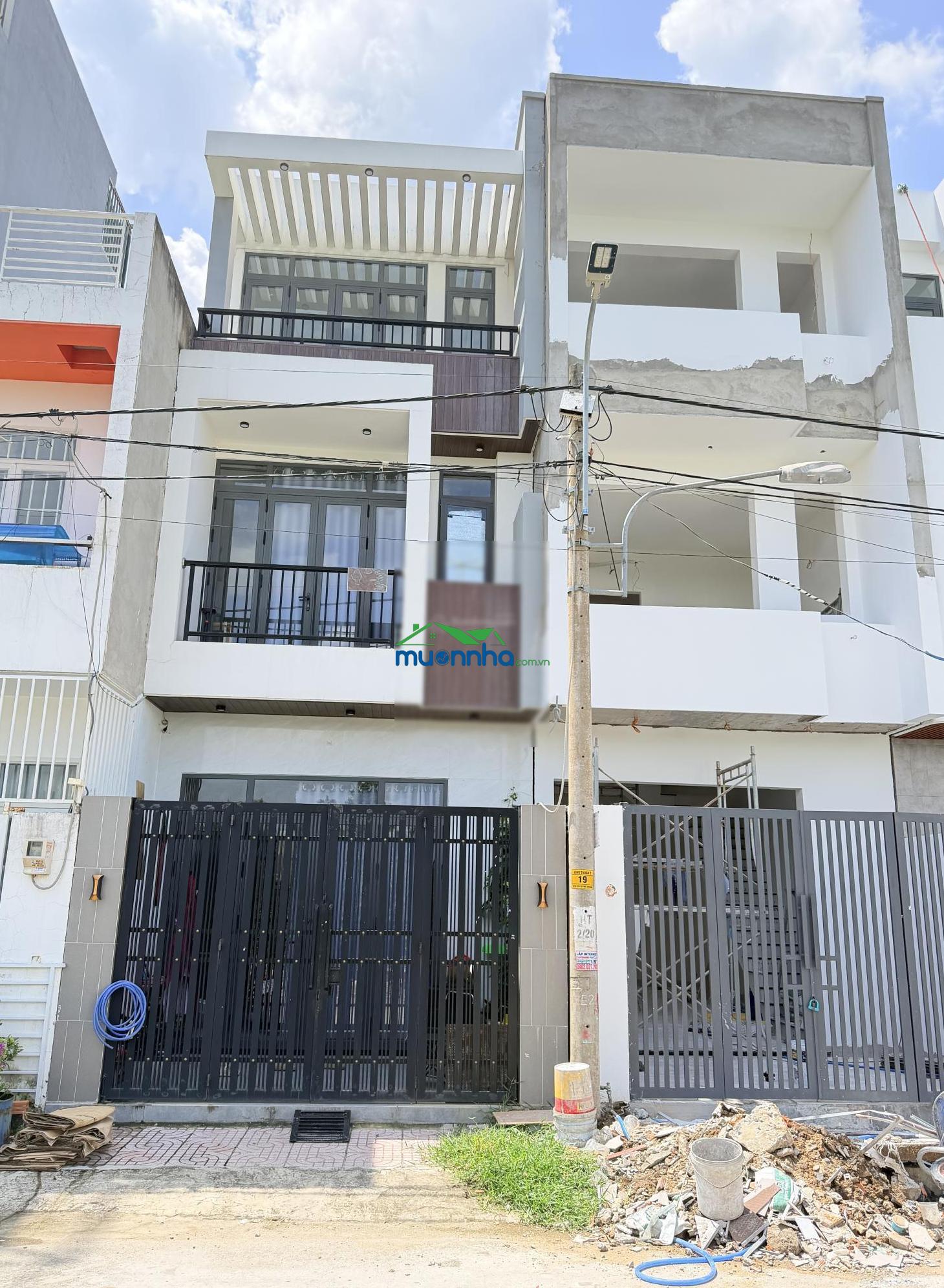 Cần bán nhà 1 trệt 2 lầu dự án đặng gia phát đường 284 long thuận, phường long phước, hồ chí minh.