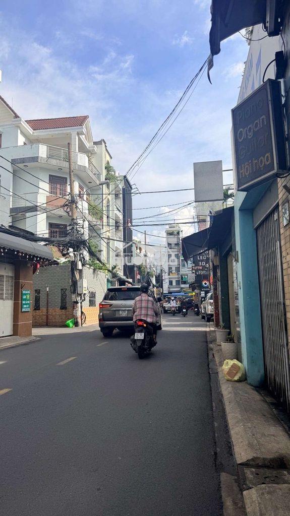 Giảm 3 tỉ, cần bán nhà 230m2, hẻm 6m tvđ q3 để trả nợ ngân hàng  - 3