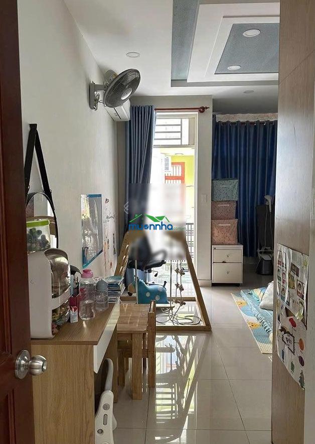 Bán gấp nhà 1 trệt 2 lầu, có sân thượng. dt đất 60m2 4x15m giá 7,4 tỷ. sổ hồng riêng - 2
