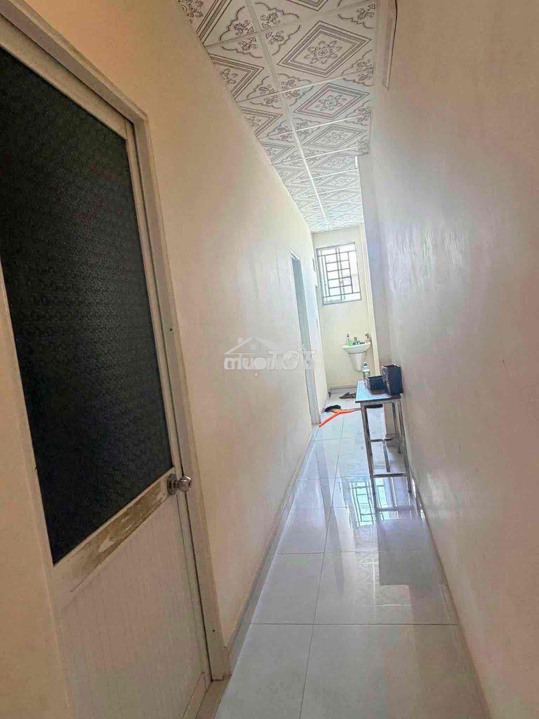 Nhà đẹp phước tân 1 tỷ 6 sổ riêng nhà trệt lầu đường ôto ngay trường - 3
