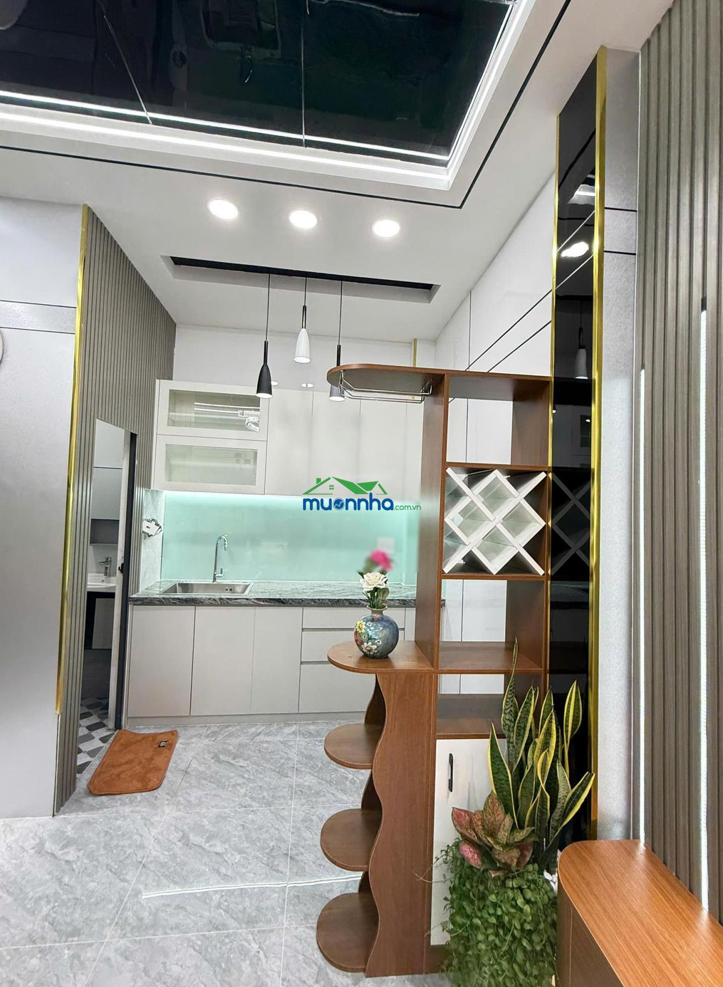 Nhà 1 trệt 1 lầu, đường số 14, phường linh chiểu, giá 2,85 tỷ.