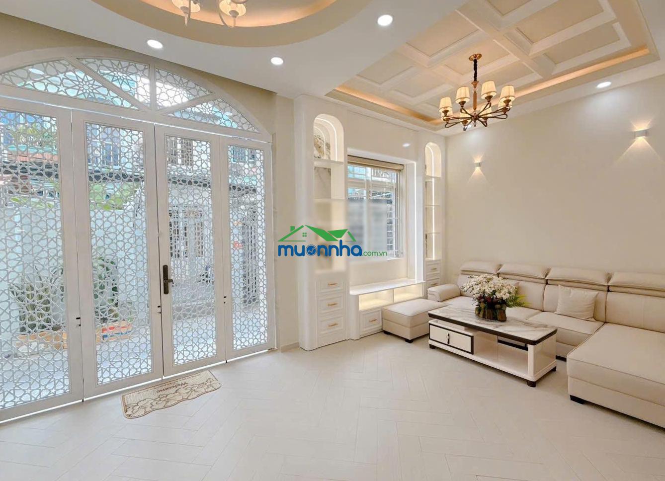 Nhà đẹp sổ riêng ngang 9m sát bên quận 4 tiện đi quận 1 mới đẹp vào ở ngay - 3