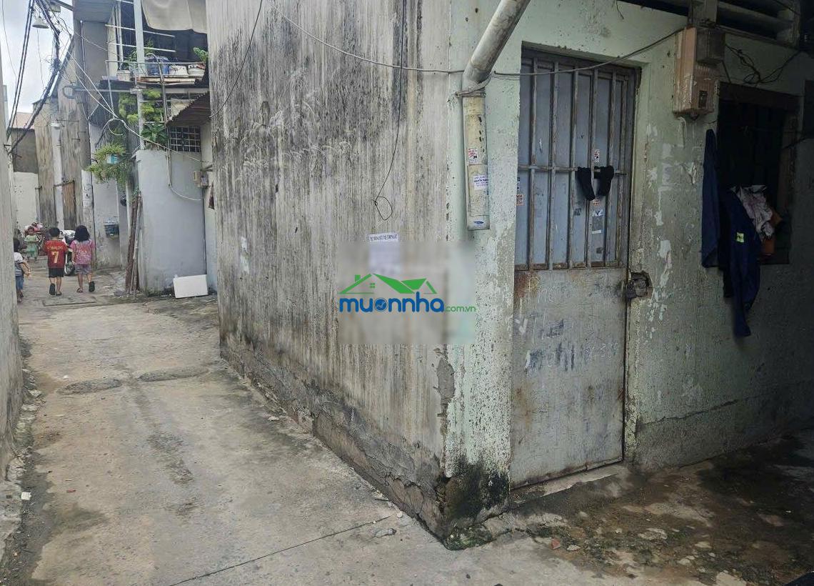 Giảm mạnh hơn 500tr bán nhà nát đường nguyễn văn quá q12 diện tích: 5,2 x 14 chỉ hơn 3ty - Ảnh 2
