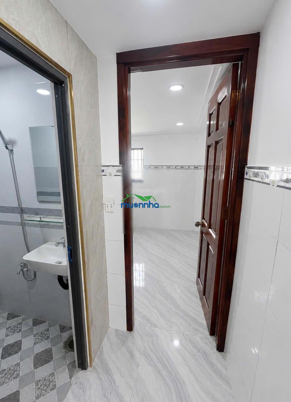 Nhà mới xây ngay lẩu bò tèo vào 50m, giá 1 tỷ 4 - 2