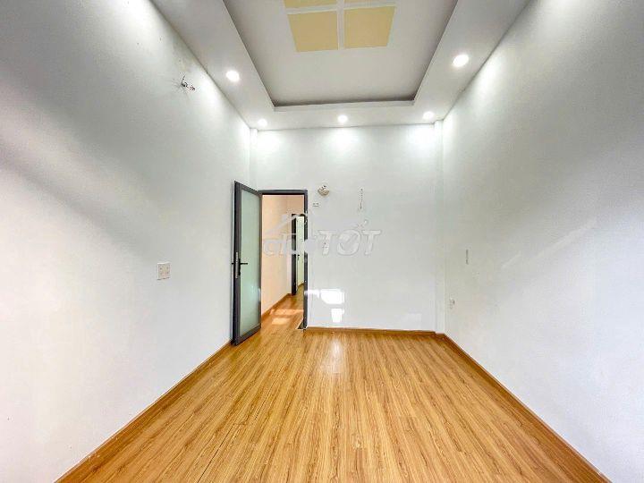 Nhà thuê mới đẹp 1 lầu 2 phòng ngủ hẻm nguyễn hữu cảnh 39m2 sd 78,5m2 - 2