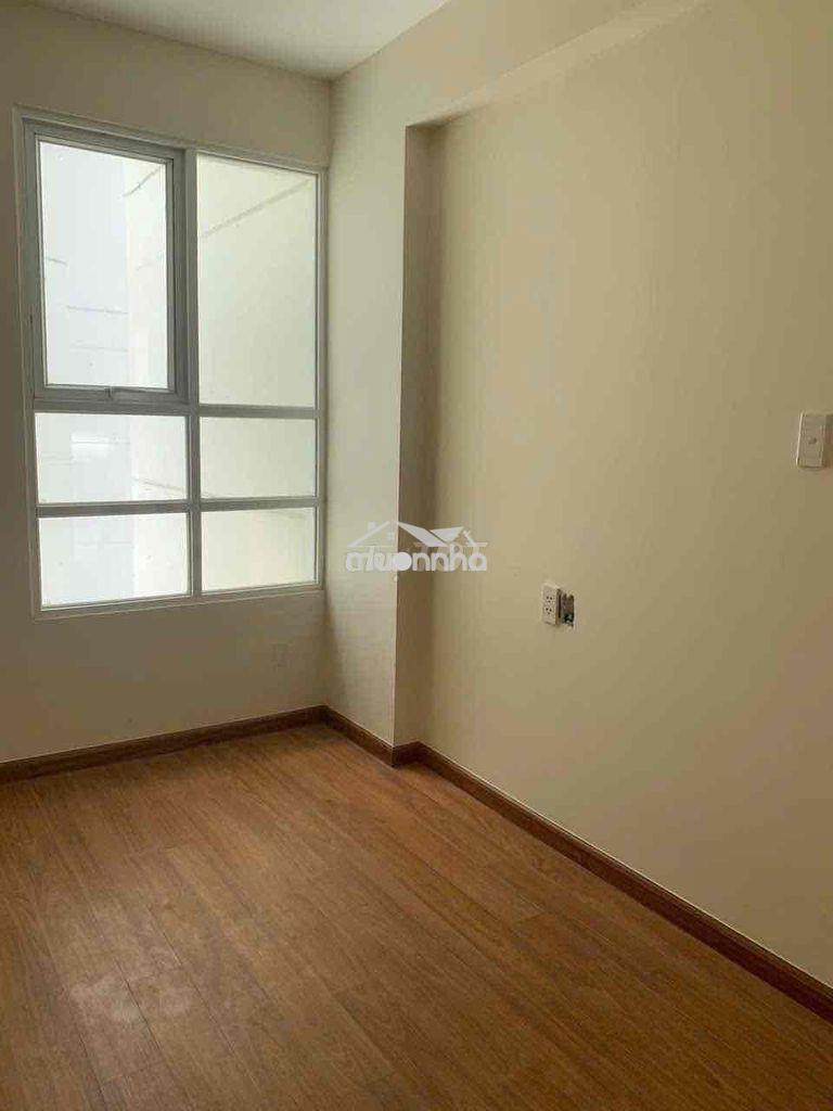 Cho thuê căn 3pn nhà trống. giá 8 tr/tháng. lh hương - 3