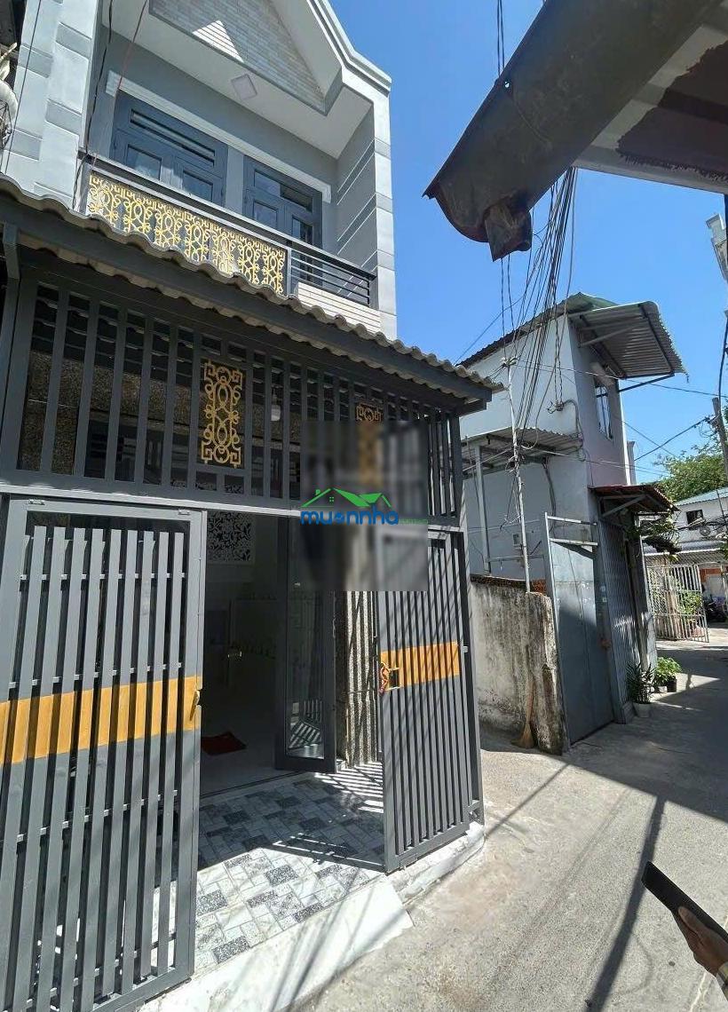 Nhà đẹp giá tốt. p. phú định. tầm giá dưới 2 tỷ