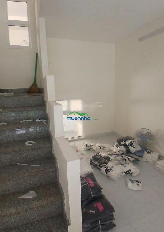 Hẻm ô tô, ngang 4m, nhà đẹp 4 tầng, hẻm thông, khuôn đất đẹp, dương văn dương tân phú - 7.7 tỷ - 2