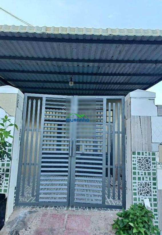 Bán nhà riêng tại suối lội, 900 triệu, 150m2 (5x30), sổ hồng riêng, 2pn, 2wc, đường nhựa oto.