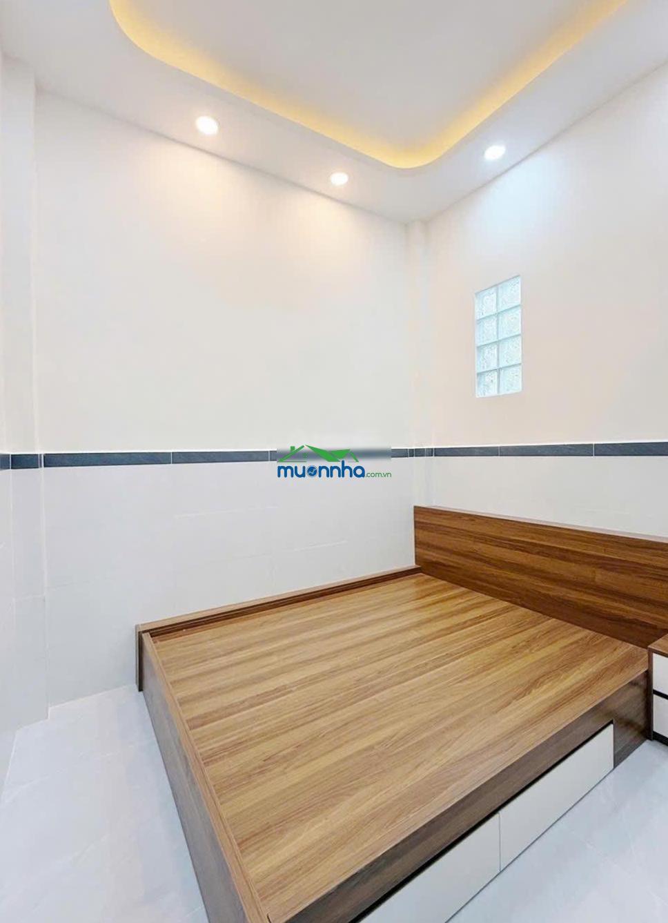 Bán nhà đẹp 2 tầng vào ở ngay khu nhà thờ đường xóm chiếu. gần chợ - 4