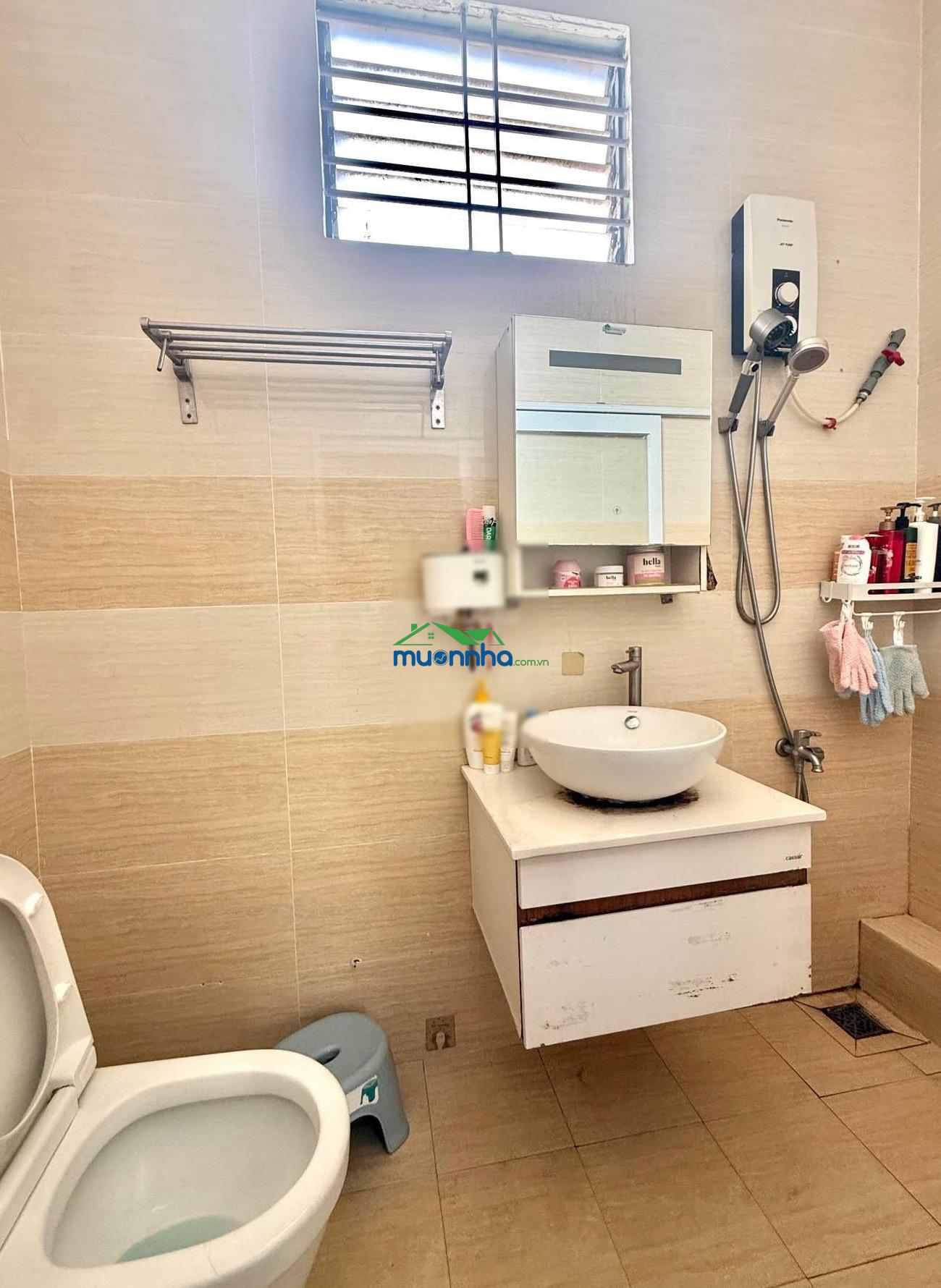 Bán nhà ông ích khiêm góc 2 mặt hẻm 5.5 x 13 nh 5.9 + trệt 2 lầu sân thượng + hẻm xe hơi thông - 2