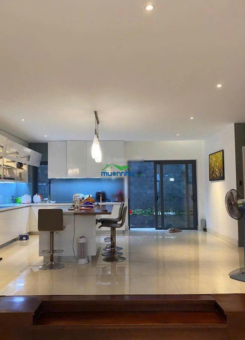 Nhỉnh 80 triệu/1m2 - hưởng lợi tod - dt khủng 140m2 - ngang 5,5m - khu bàu cát - 2