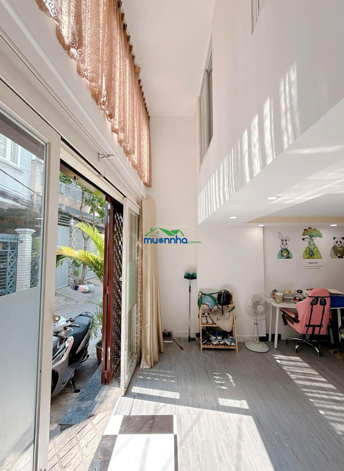 Bán nhà quận 7, 3 tầng, p. tân hưng, đường 4m, cách 30m ra mặt tiền, 38m2, ngang 5m, giá: 6,2 tỷ - 2