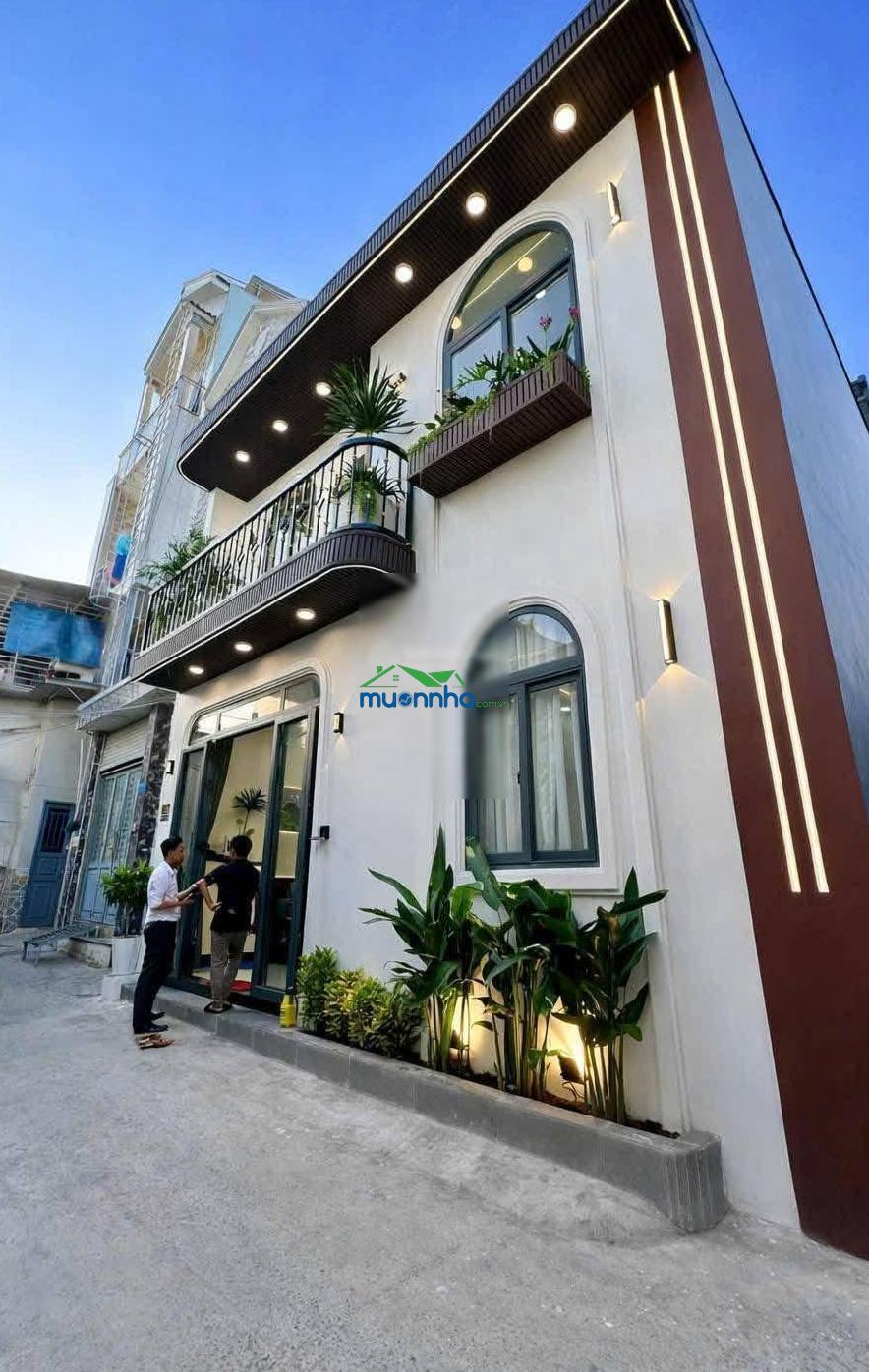 Kẹt bank cần bán gấp căn nhà 749 huỳnh tấn phát quận 7