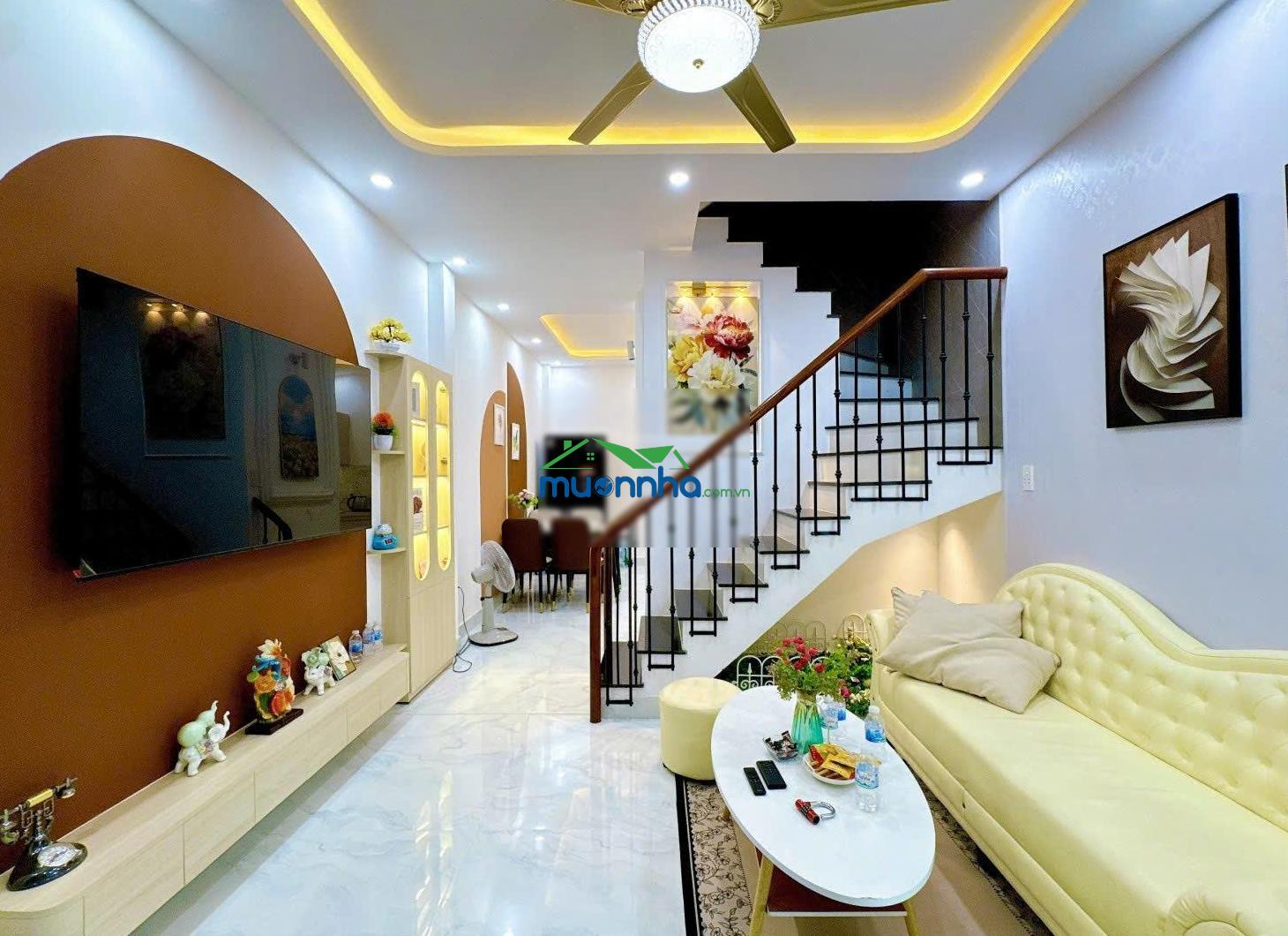 Ngay nguyễn văn đậu thông, nhà mới full nội thất, 31m2, 3 tầng, 3pn, 3wc