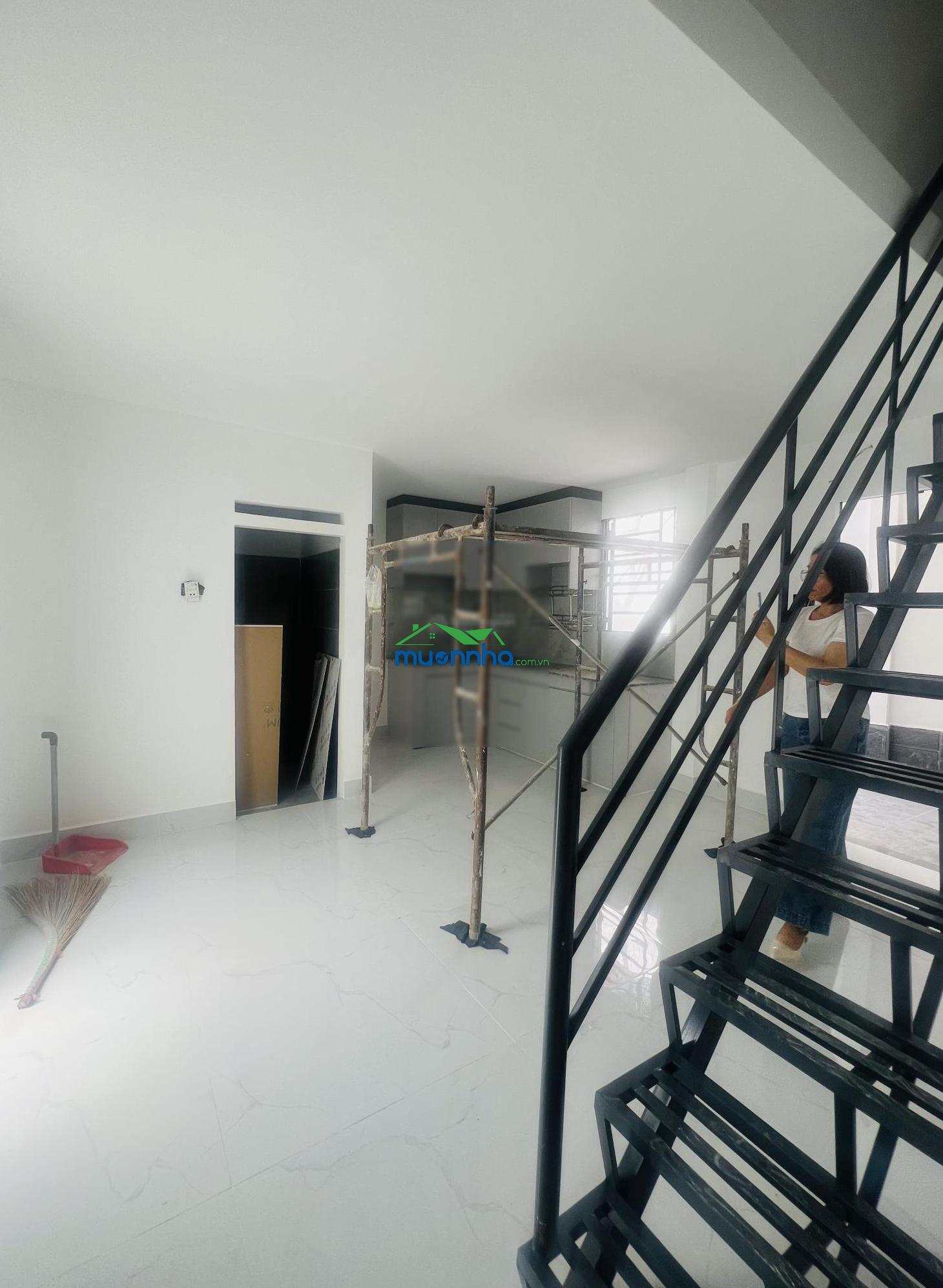 Nhà đẹp, diện tích to hơn 100m2 giá 3 tỷ 75, nhà 3pn, gần tô kí - nguyễn ảnh thủ - q12