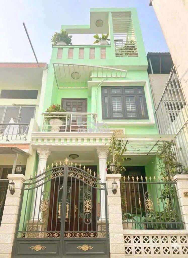 Hơn 5 tỷ, nhà gò vấp, hẻm lớn,khu phân lô dt gần 50m2, nhà 2 tầng - 3