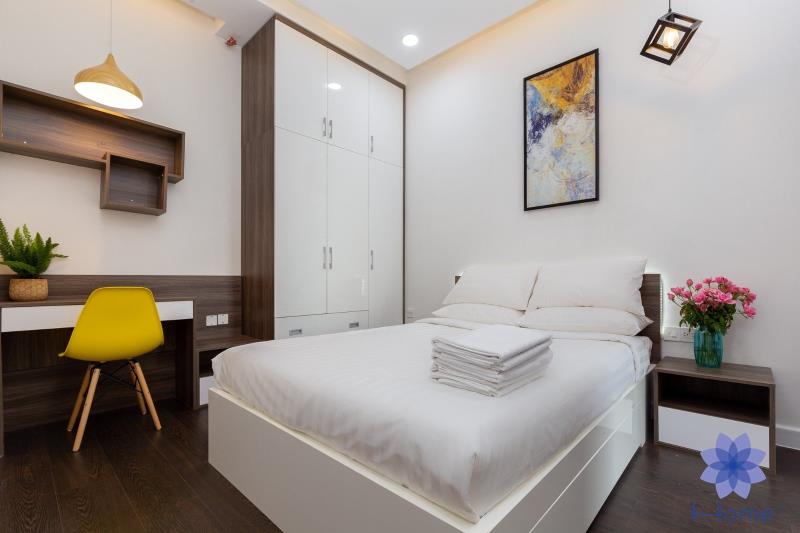 Golden mansion - bán căn hộ 2pn 70m2 tầng cao + view công viên + ngắm máy bay cực đẹp - 4