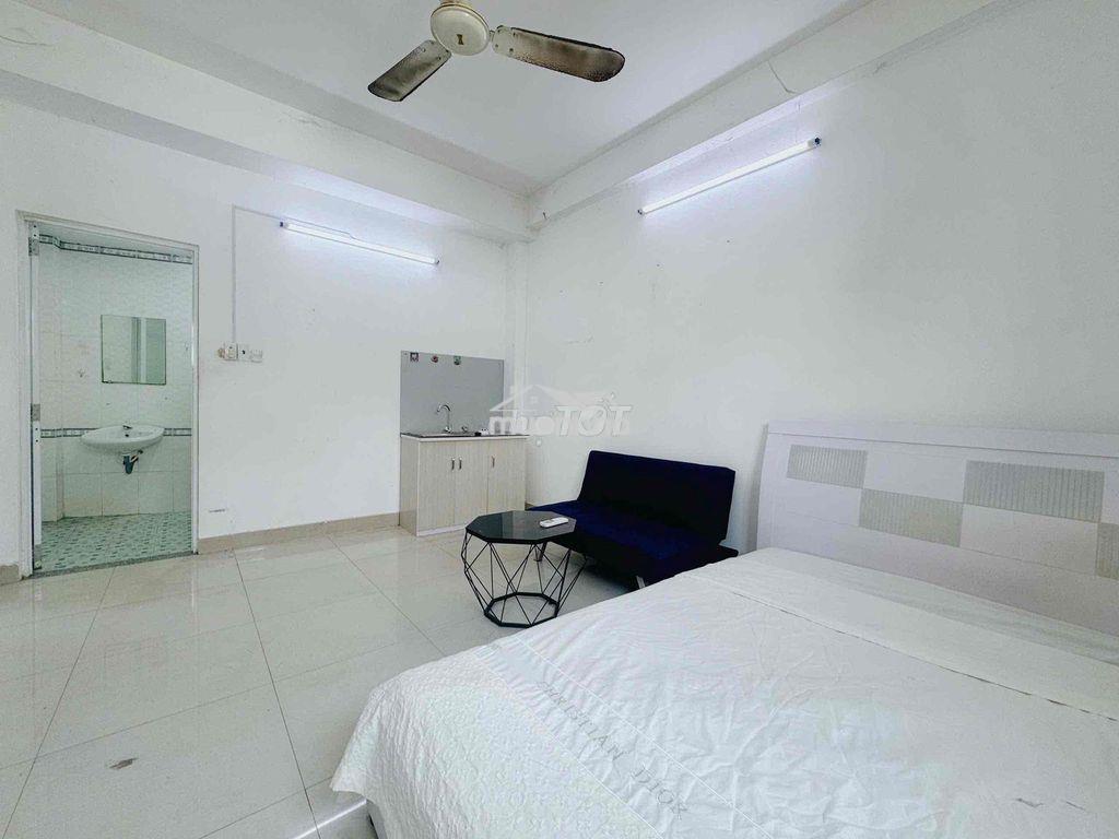 Studio cửa sổ - full nội thất - ngay công viên lý thái tổ quận 10 - 3