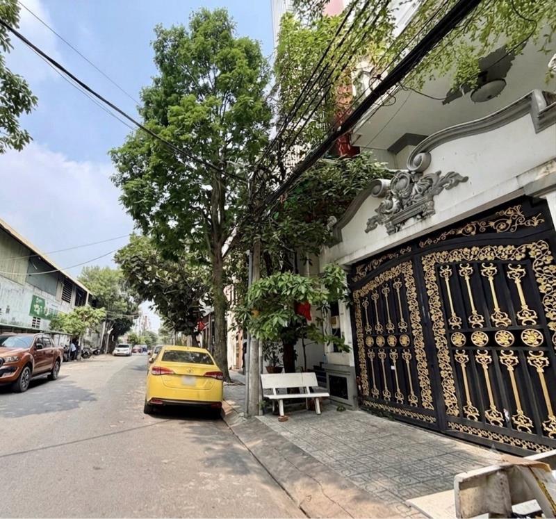 Nhà btct khu phân lô đồng bộ: đẹp và sang trọng - rất gần phú mĩ hưng. - 4