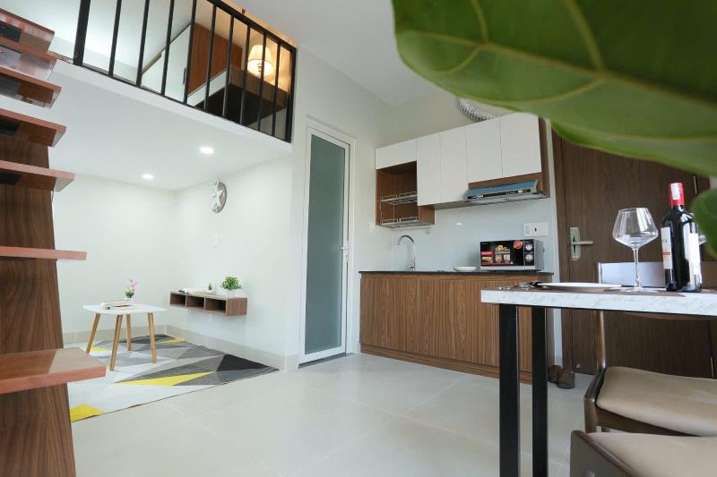 Duplex thang máy, hầm xe cửa sổ lớn đi bộ tới đại học hồng bàng, uef, hutech, bờ kè hoàng sa quận 1 - 2
