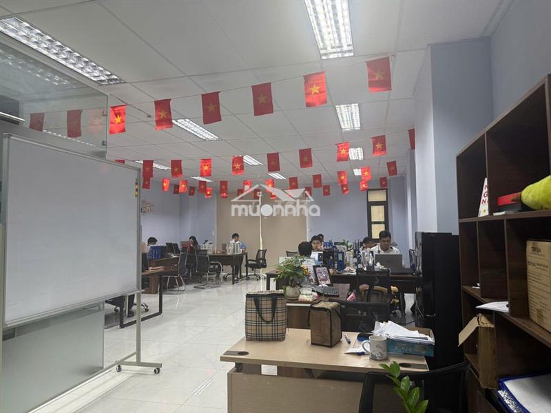 Cho thuê nguyên sàn làm văn phòng công ty