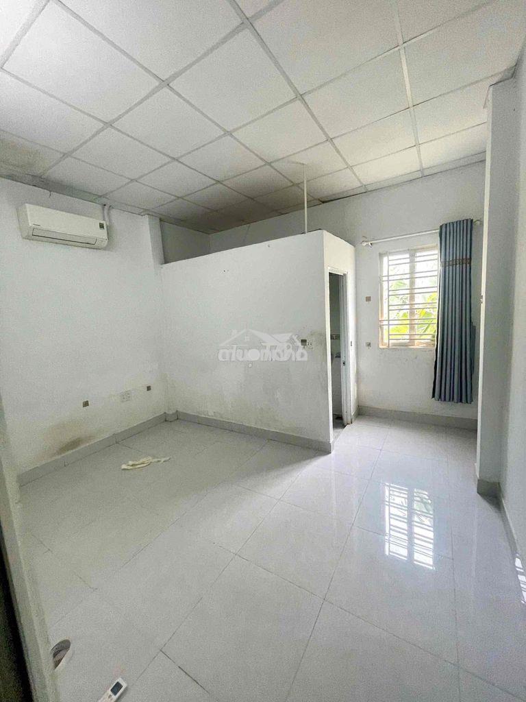 Cho thuê nhà đường lò lu hẻm ô tô 1tr1l 2pn 2wc 6,5tr/th sãn máy lạnh - 4