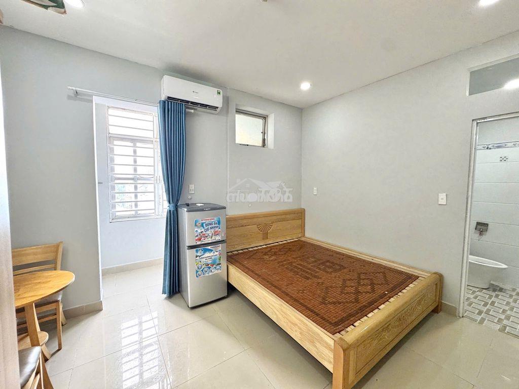 Full nội thất ngay bưu chính viễn thông, ra lê văn việt chỉ 3p đi xe - 3