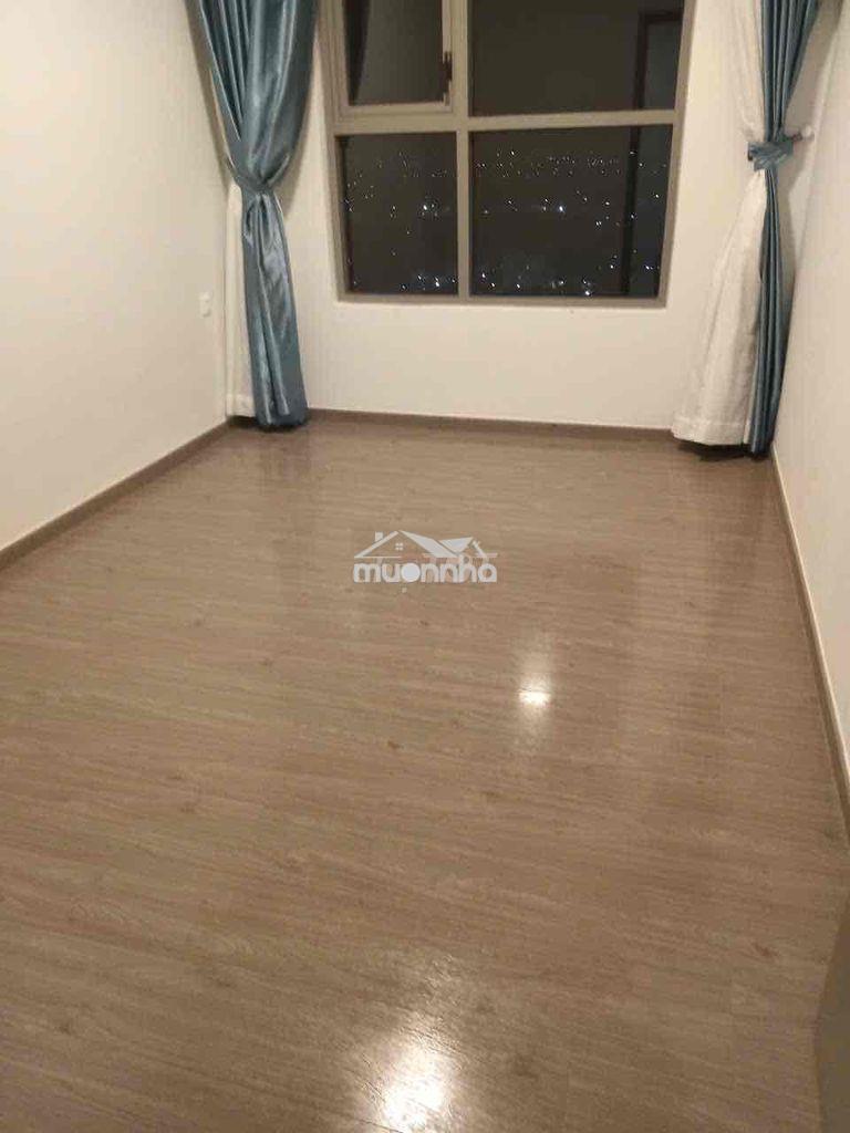 Căn 69m2 - sẵn máy lạnh và nội thất - giá 8tr - căn góc view thoáng - 2