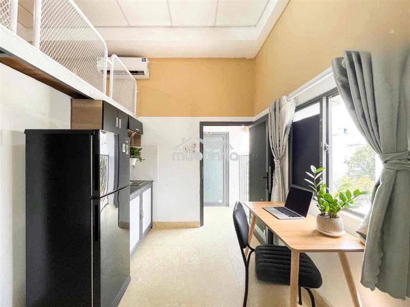 Gác xinh bancol thoáng mát gần lotte, chợ hạnh thông tây - thang máy 🔥