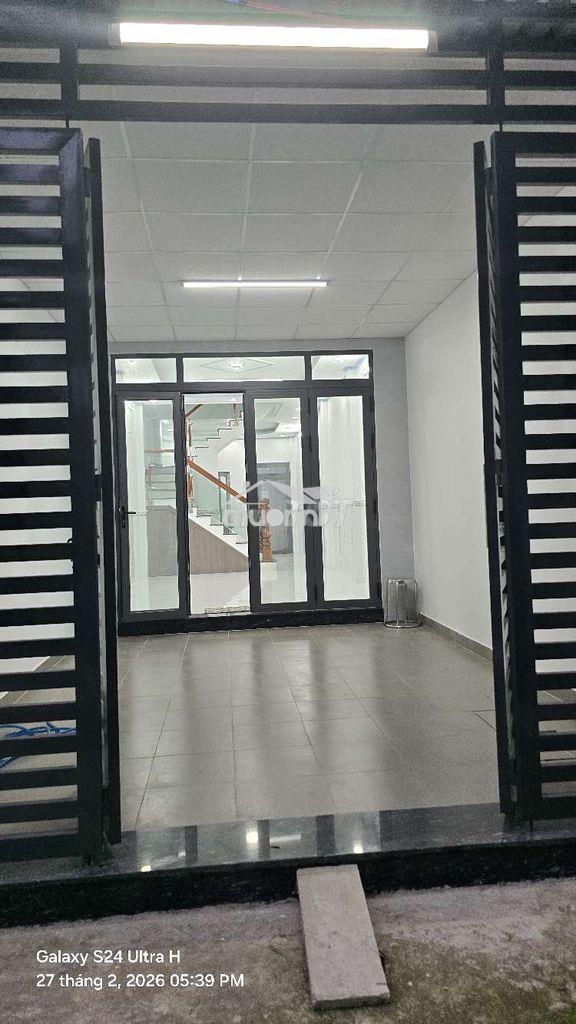 🧣Ccg bán nhà 1trệt 1lầu 3pn 2wc sổ hoàn công - 2