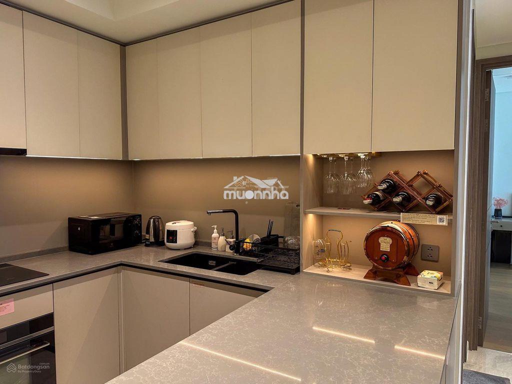 Cần cho thuê  căn 2 phòng ngủ  2wc sky center, nhà đẹp - 2