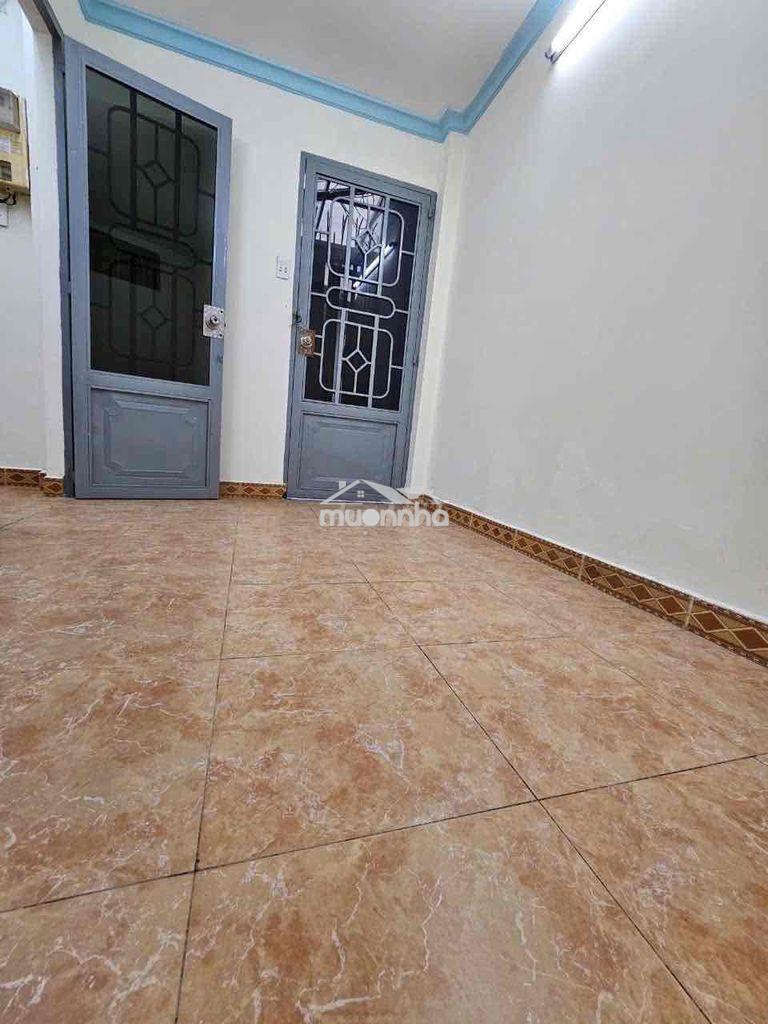 Cho thuê nhà nguyên căn đường điện biên phủ quận 3 - 4
