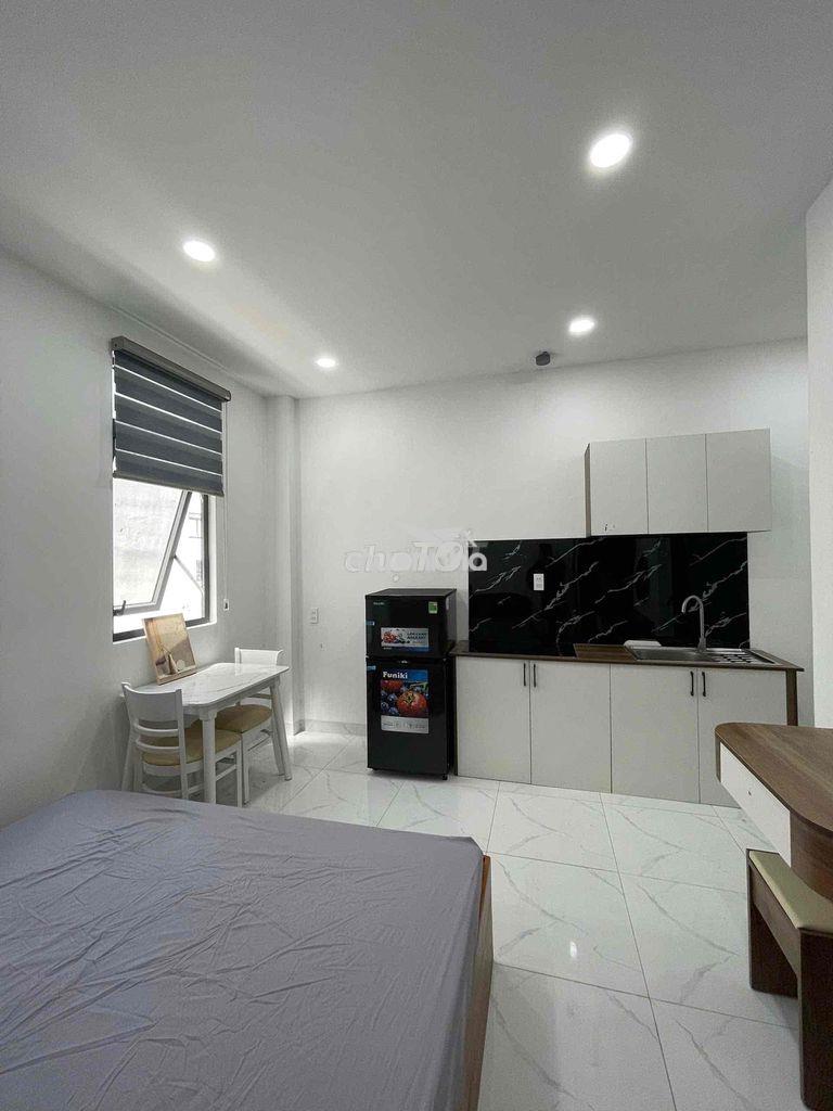Sát nttu có bảo vệ 24/24 cực kỳ an ninh - 2