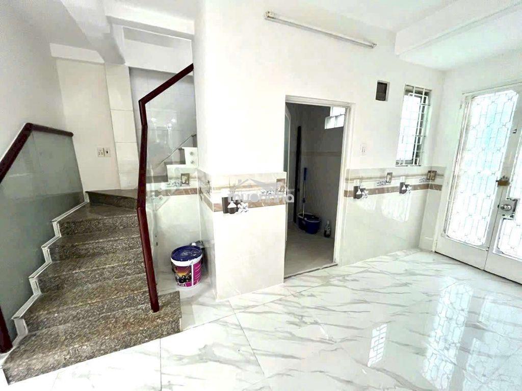 8 x 10m căn góc 3 mặt hẻm nguyễn văn luông - 2